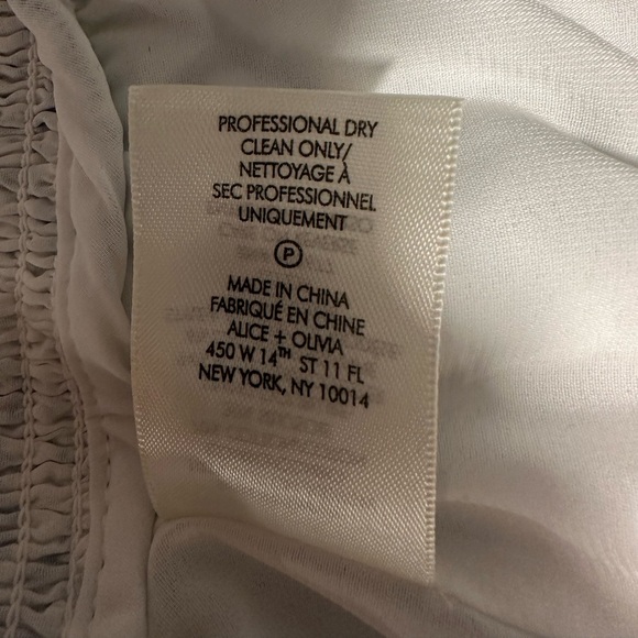 Alice and Olivia Crawford Blue and White Sweetheart Puff Sleeve Crop Top - Picture 11 of 11